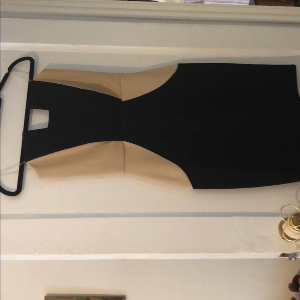 Hourglass strapless dress - Picture 2 of 5